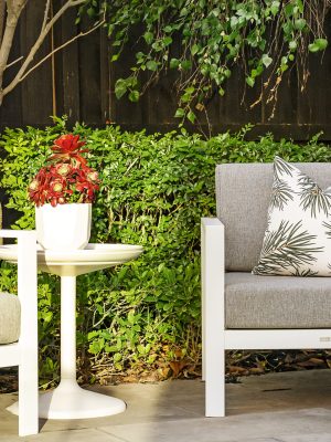 outdoor-setting-2026-03-09-05-22-15-utc